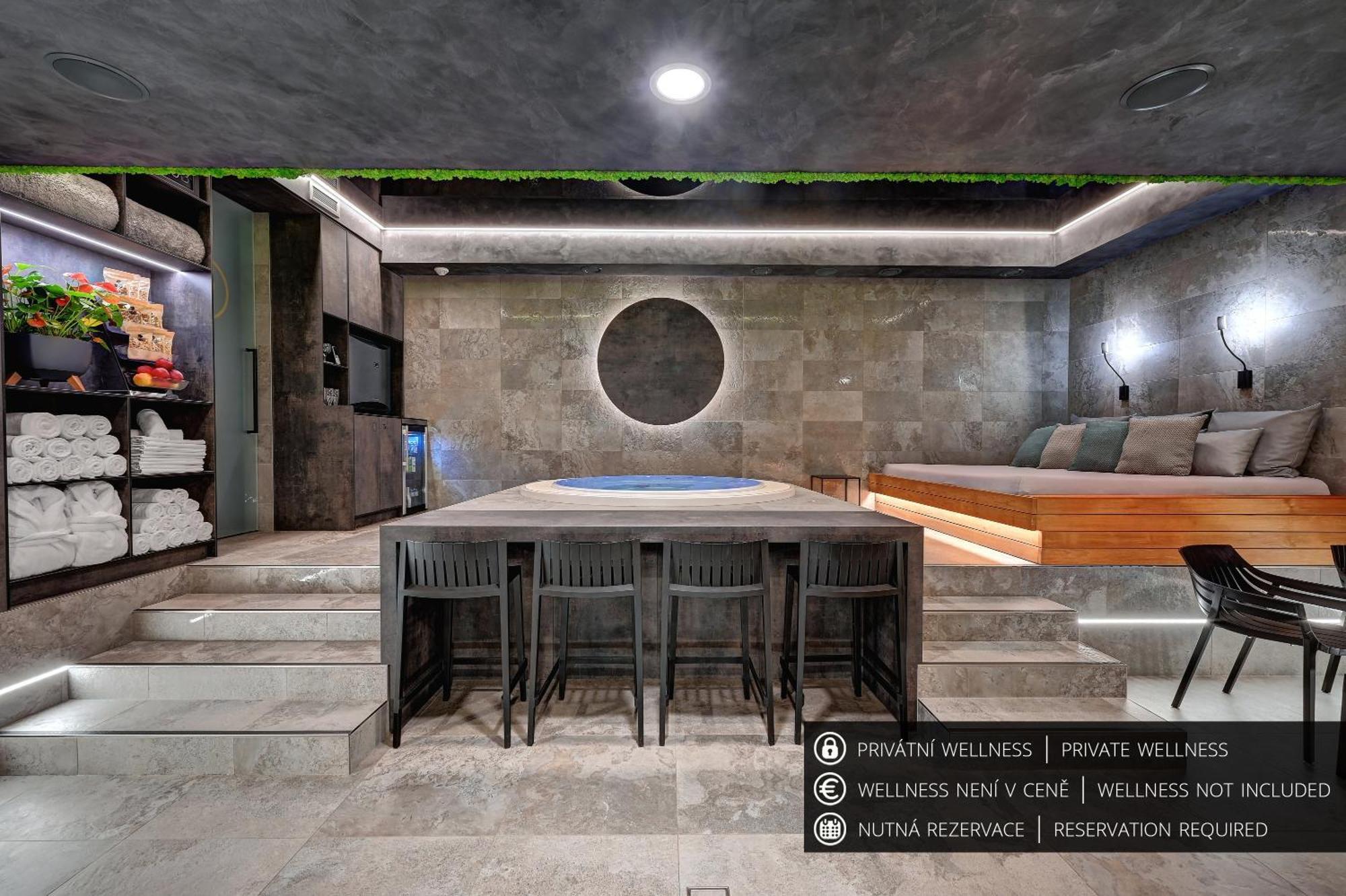 Wellness Hotel Fenix Liberec Buitenkant foto