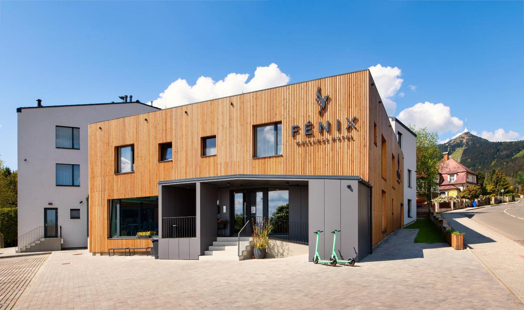 Wellness Hotel Fenix Liberec Buitenkant foto