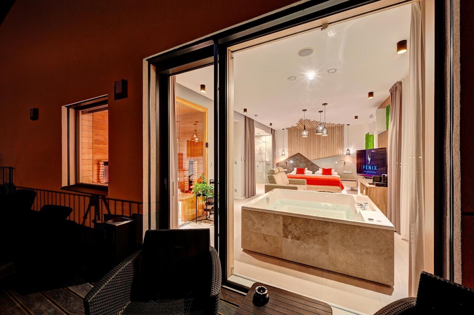 Wellness Hotel Fenix Liberec Buitenkant foto